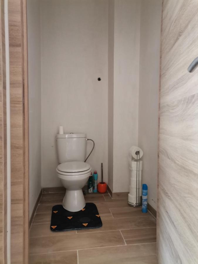Le Caillou Blanc Apartment Charleroi Bagian luar foto